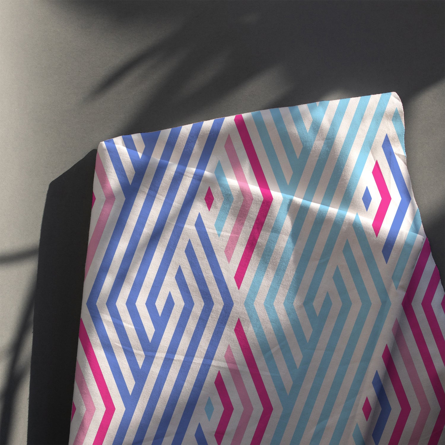 Pattern Geometric 11884J